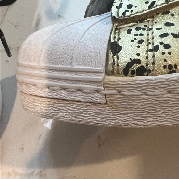 Adidas Women's Black and Gold High-Top Sneakers - Picture 9 of 10